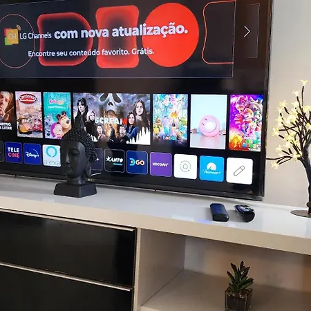 50 m do mar, 3 dorm, sacada com vista mar, pitangueiras, vaga de garagem, Pet friendly, berço-2